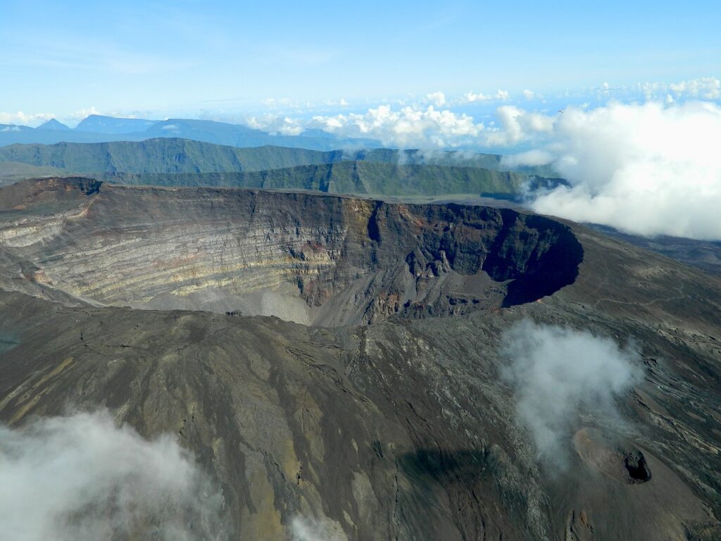 À la réunion cirque et volcan